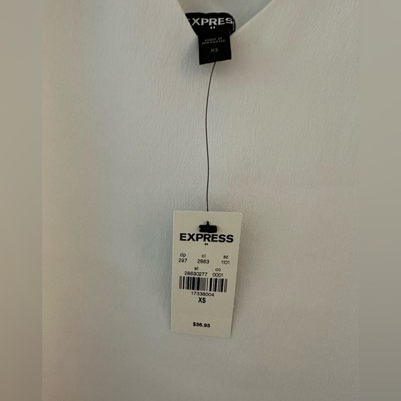 NWT • Express Tank - Picture 3 of 4